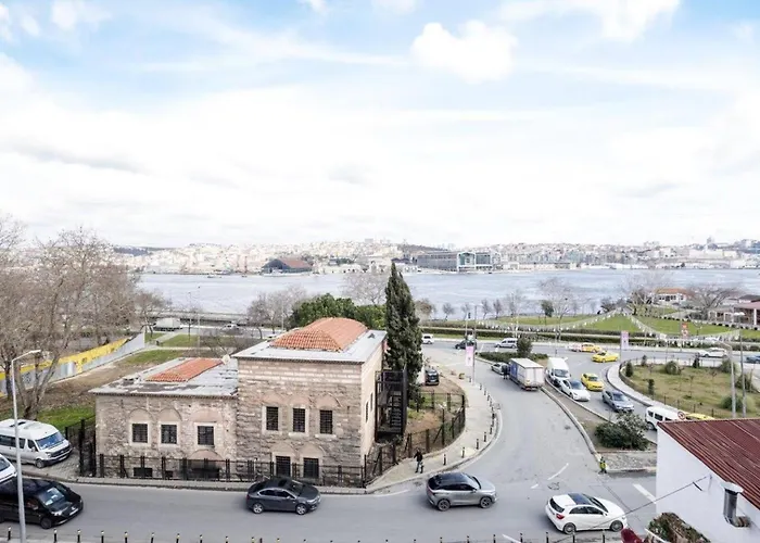 Stunning New Balat Water Front Pad! #383
