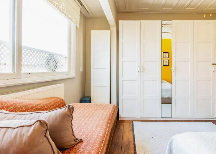 Historic Balat 2Bd2Bath Central House! #388